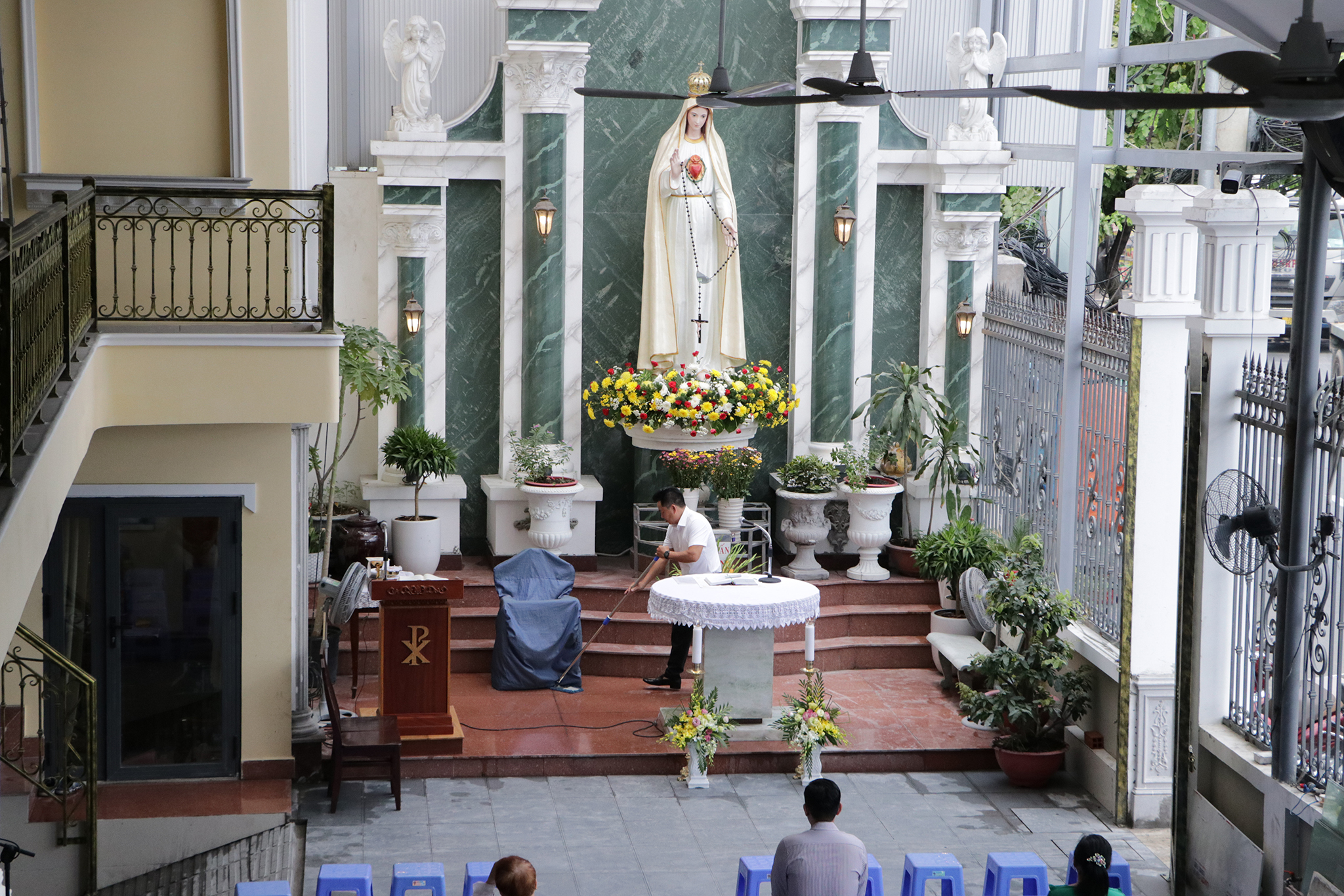 TÂM TÌNH BÊN MẸ FATIMA